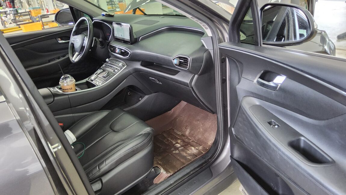 HYUNDAI THE NEW SANTA FE DIESEL 2.2 AWD PREMIUM 2021 - zdjęcie 15