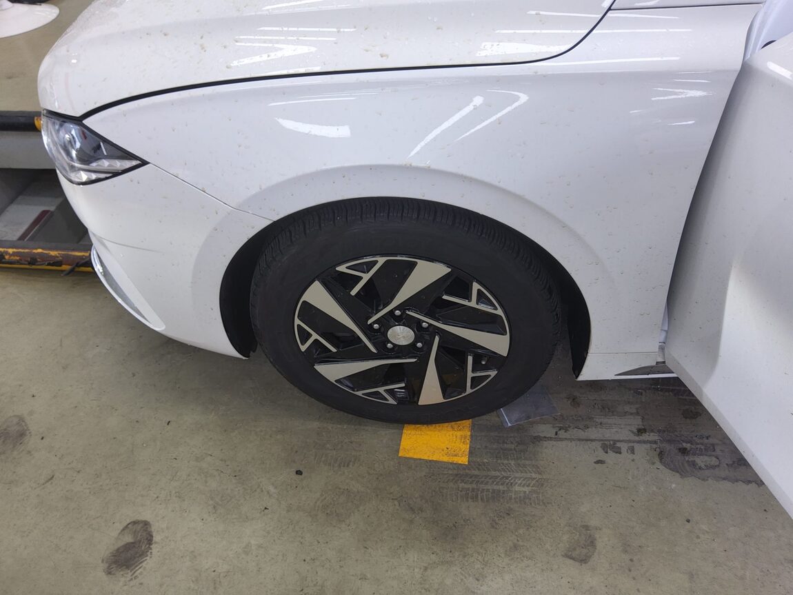 HYUNDAI THE NEW GRANDEUR IG HYBRID 2.4 HEV LE BLANC 2023 - zdjęcie 21
