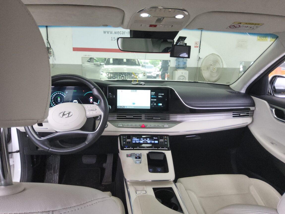 HYUNDAI THE NEW GRANDEUR IG HYBRID 2.4 HEV LE BLANC 2023 - zdjęcie 11