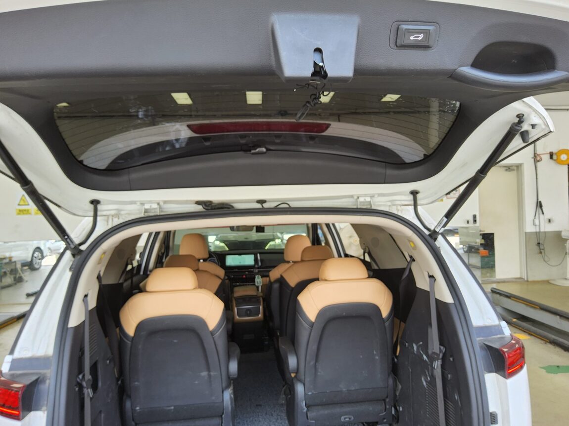 KIA NEW CARNIVAL (KA4) 9-SEATER DIESEL PRESTIGE 2021 - zdjęcie 15