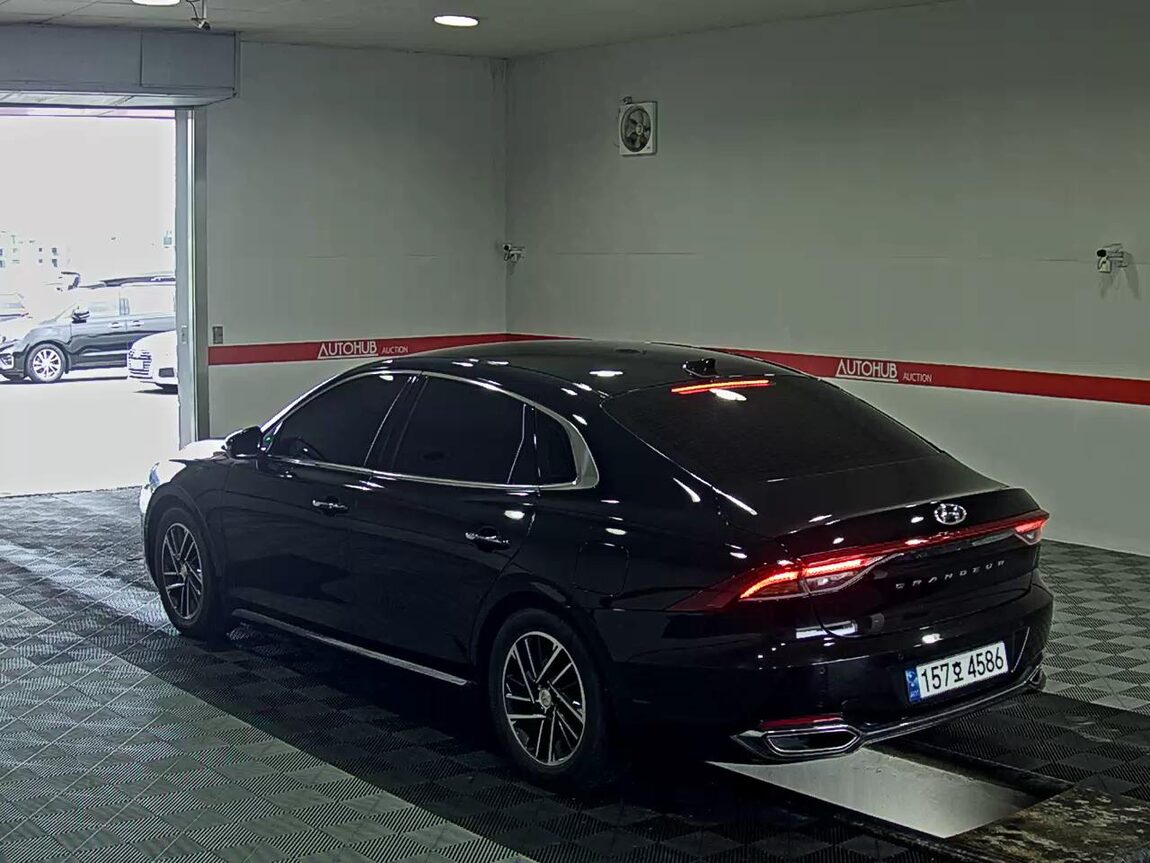 HYUNDAI THE NEW GRANDEUR IG GASOLINE 2.5 PREMIUM CHOICE 2020 - zdjęcie 6