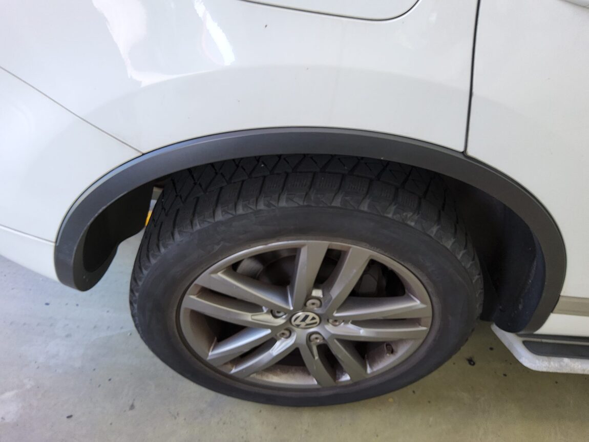 VOLKSWAGEN NEW TOUAREG (2ND GEN) 3.0 V6 TDI BLUEMOTION 2013 - zdjęcie 25