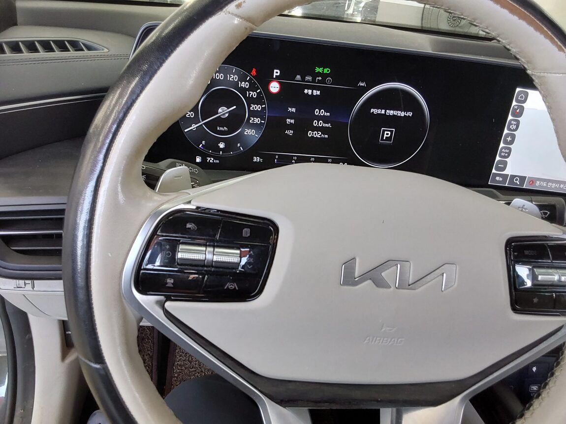 KIA K8 3.5 GDI 4WD SIGNATURE 2022 - zdjęcie 18