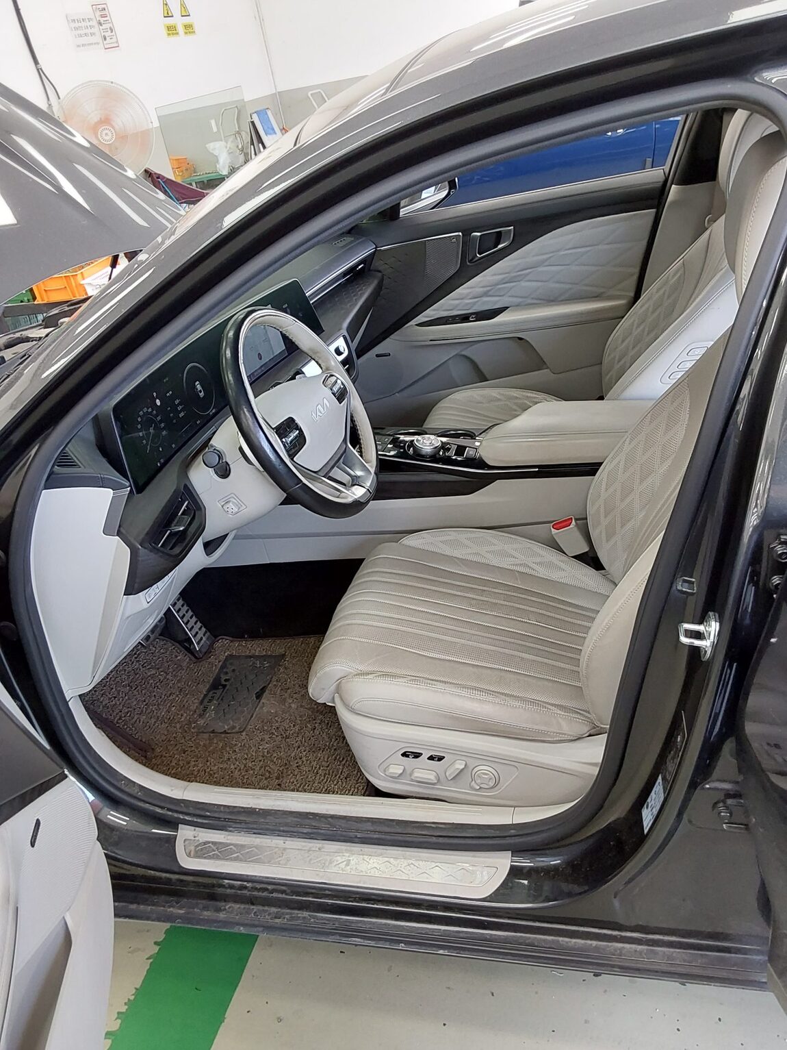 KIA K8 3.5 GDI 4WD SIGNATURE 2022 - zdjęcie 10