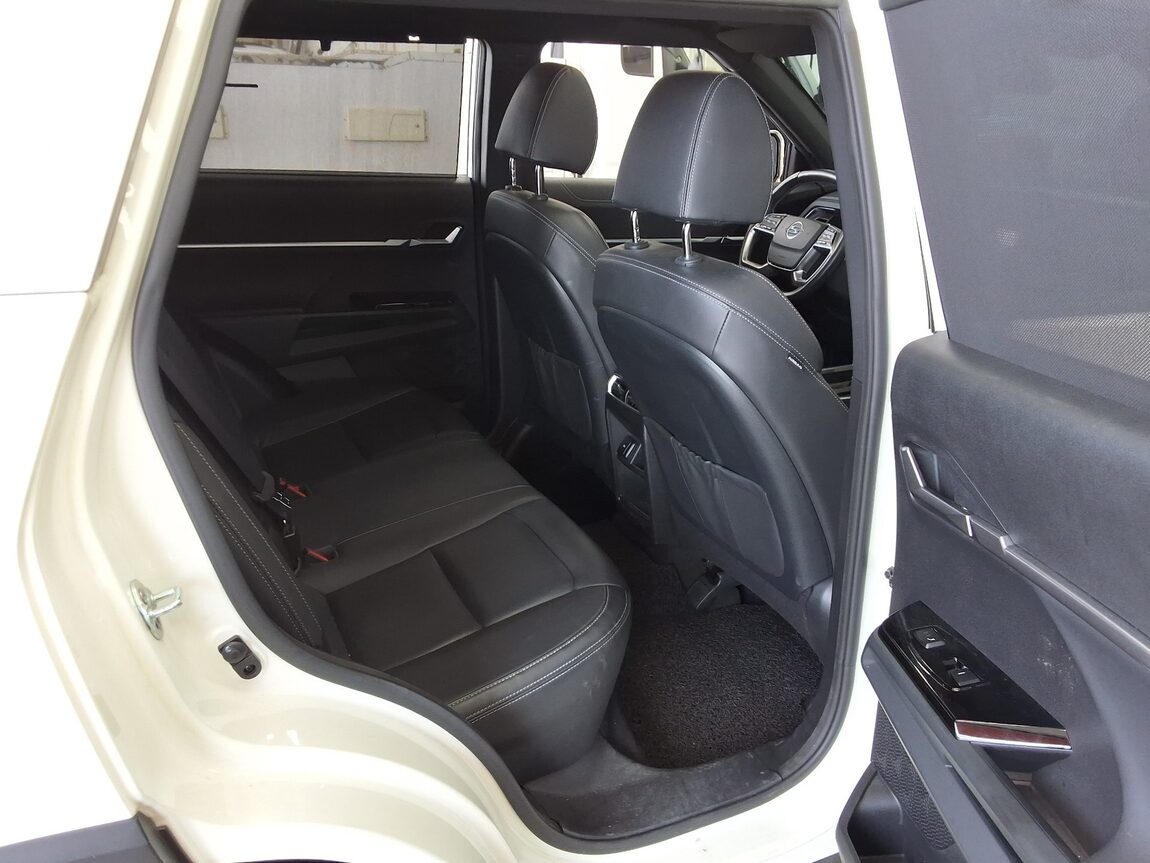 KG MOBILITY (SSANGYONG) TORRES 1.5 GDI-T 2WD T7 2023 - zdjęcie 13