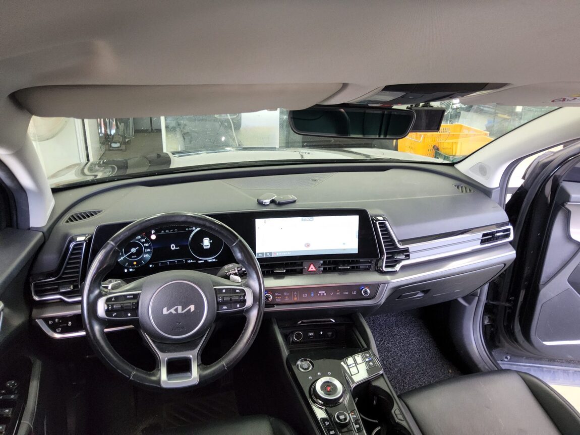 KIA THE ALL NEW SPORTAGE 2.0 DIESEL 2WD NOBLESSE 2022 - zdjęcie 11