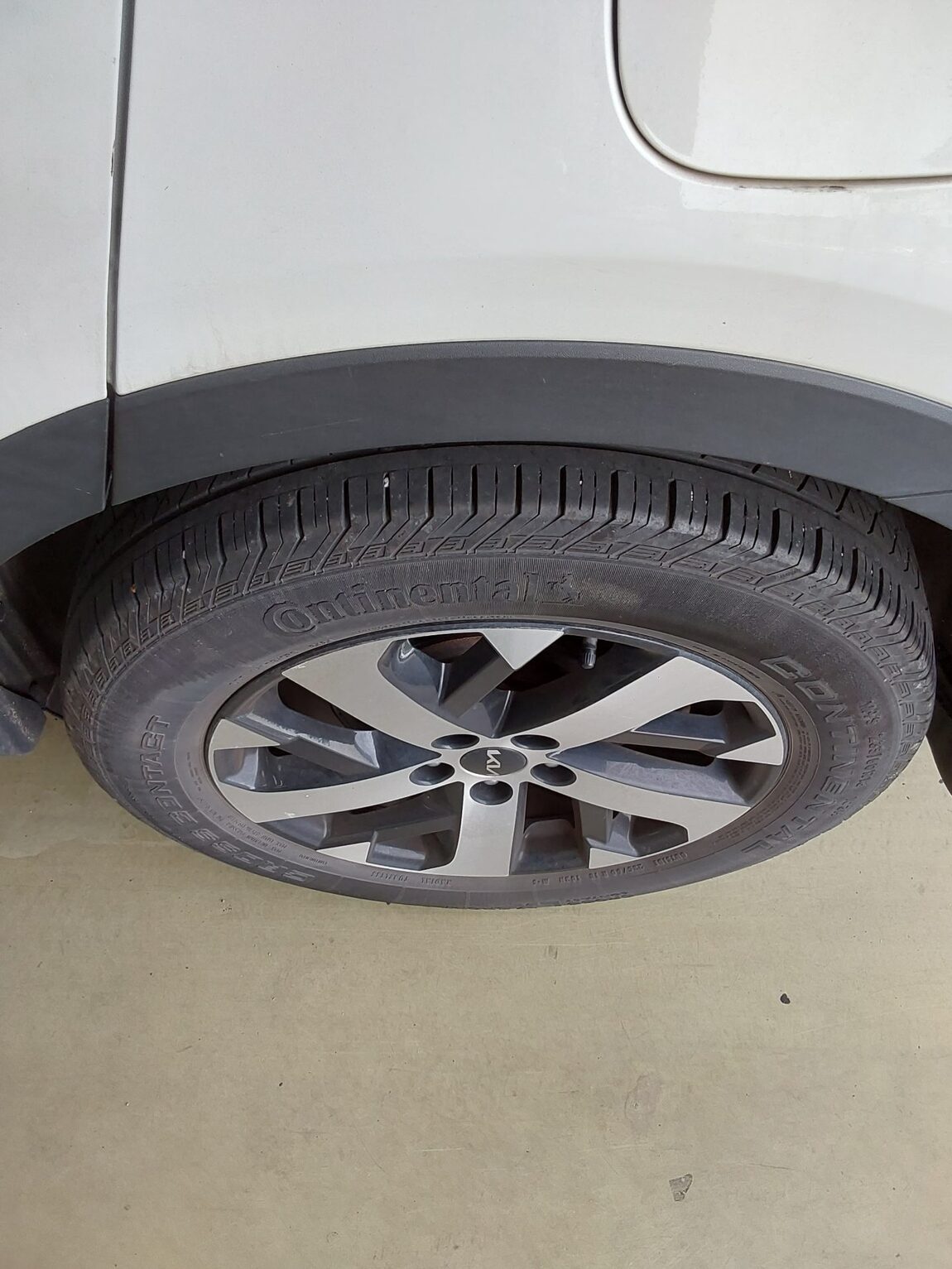 KIA NEW SORENTO (MQ4) 2.2 DIESEL 2WD TRENDY 2022 - zdjęcie 20
