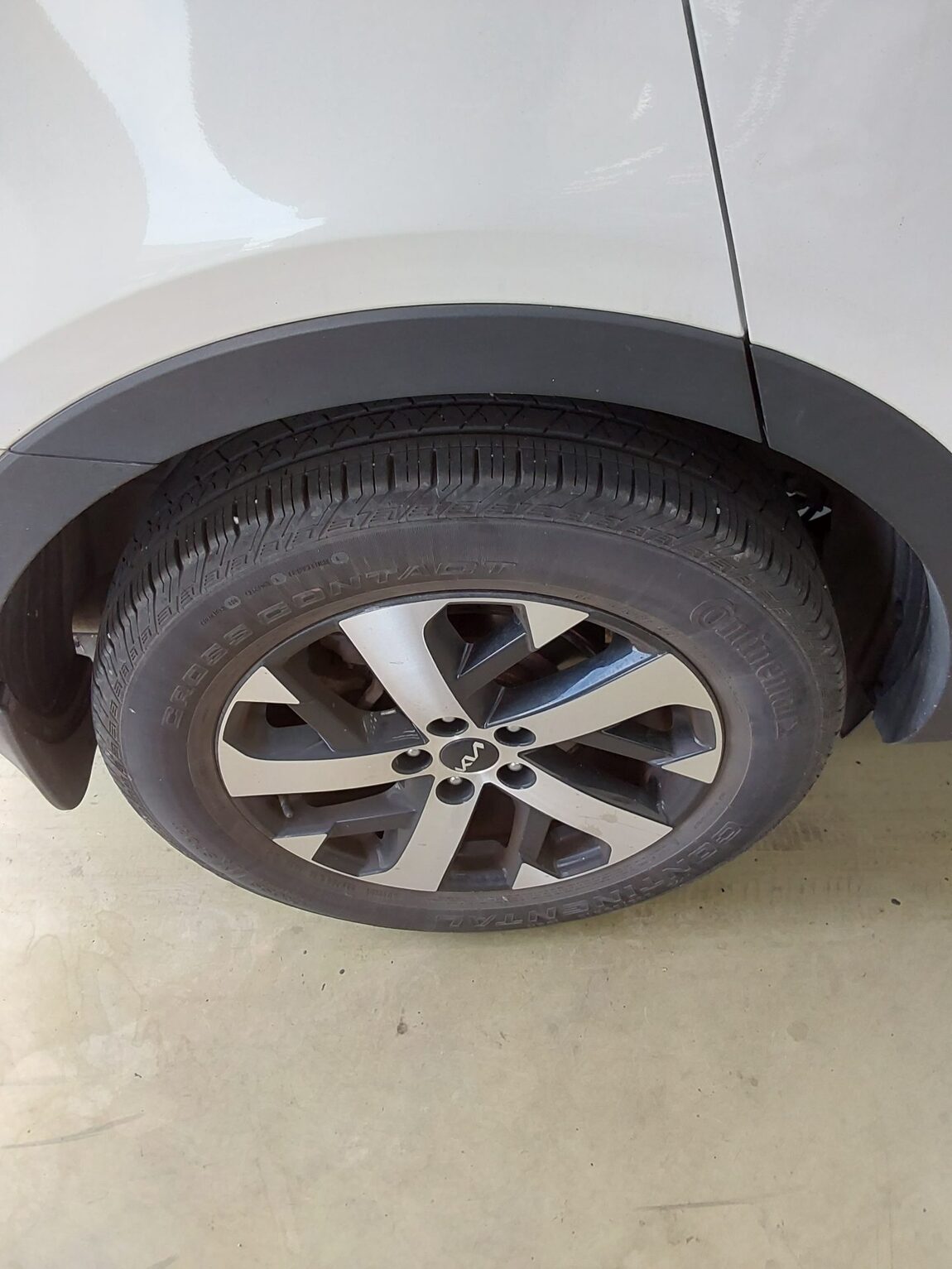 KIA NEW SORENTO (MQ4) 2.2 DIESEL 2WD TRENDY 2022 - zdjęcie 22