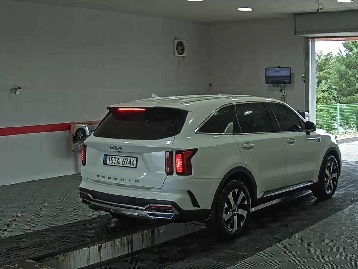 KIA NEW SORENTO (MQ4) 2.2 DIESEL 2WD TRENDY 2022 - zdjęcie 5