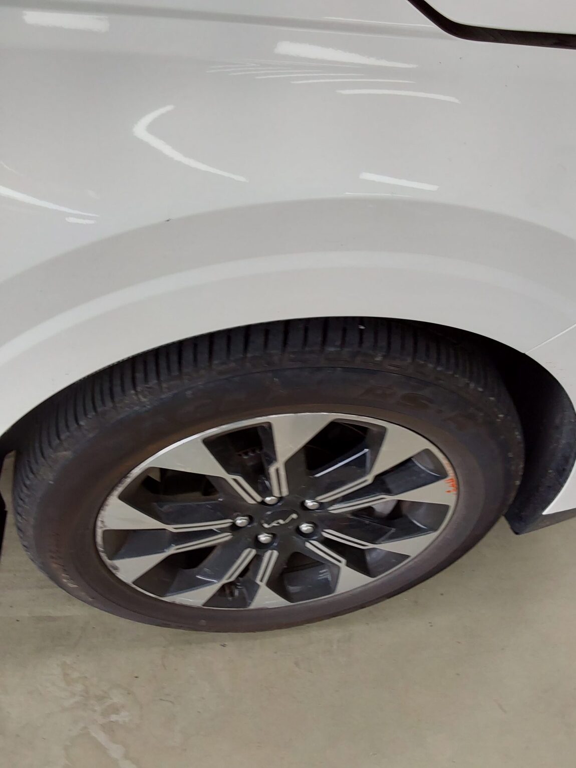 KIA NEW CARNIVAL (KA4) 9-SEATER DIESEL SIGNATURE 2023 - zdjęcie 21
