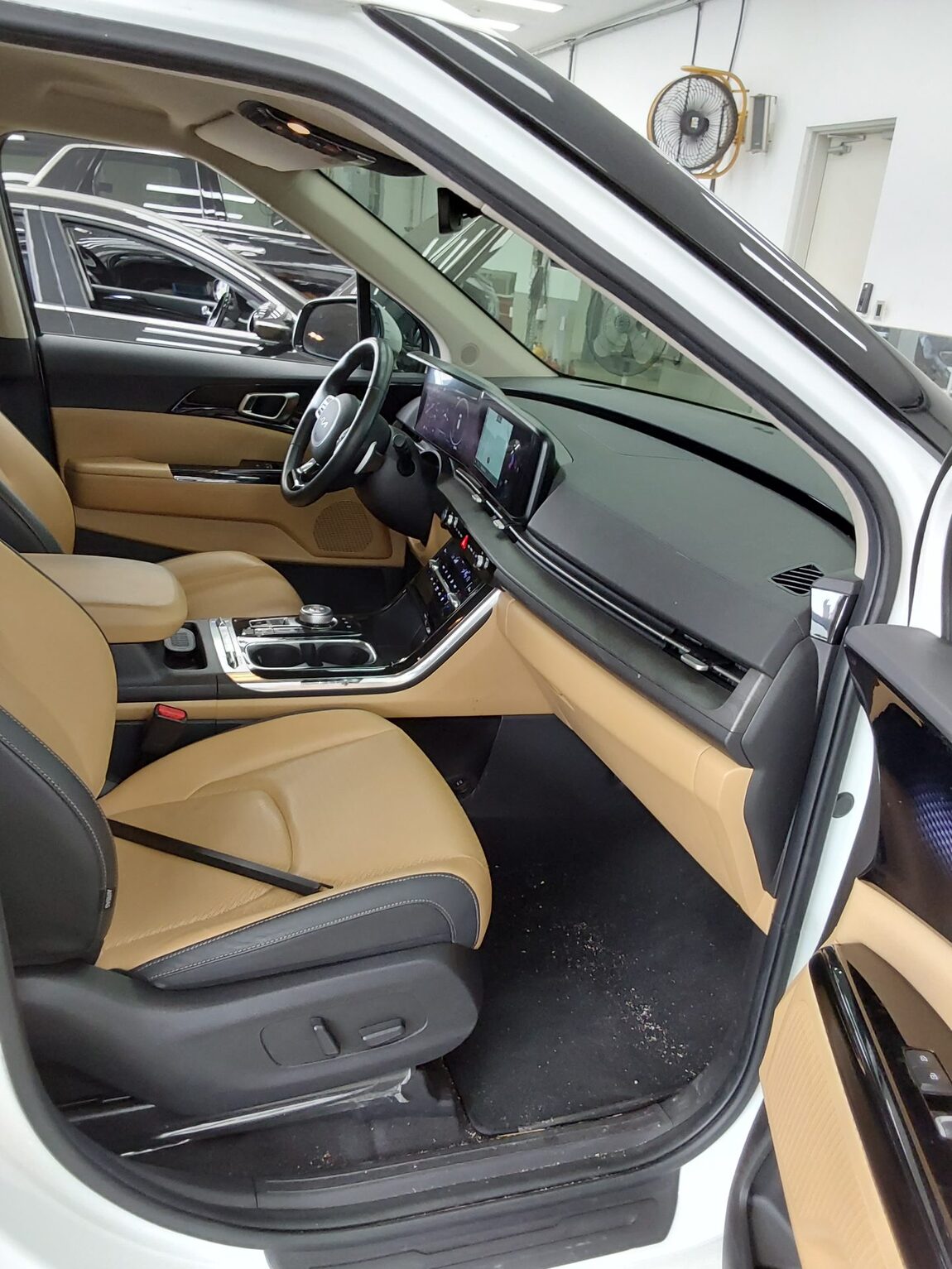 KIA NEW CARNIVAL (KA4) 9-SEATER DIESEL SIGNATURE 2023 - zdjęcie 14