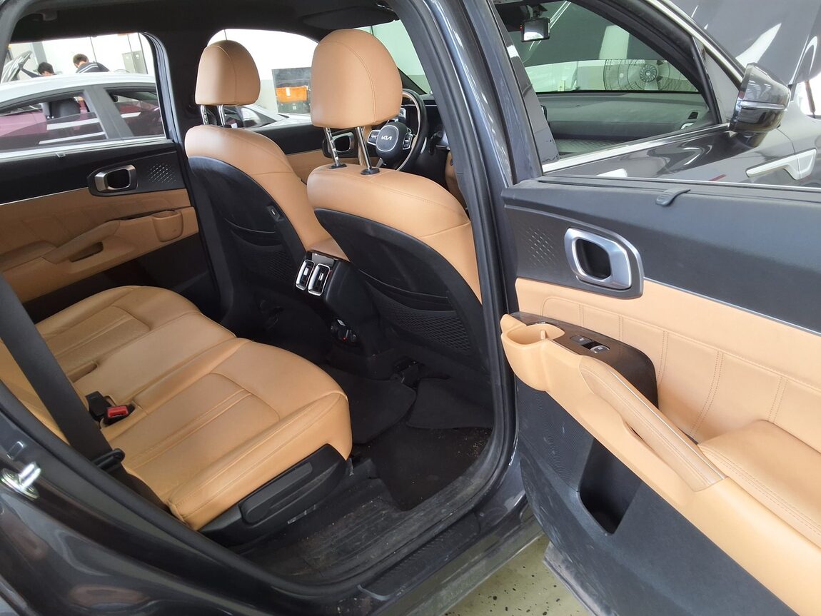 KIA NEW SORENTO (MQ4) 2.2 DIESEL 2WD NOBLESSE 2022 - zdjęcie 14