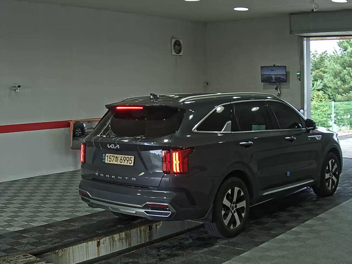 KIA NEW SORENTO (MQ4) 2.2 DIESEL 2WD NOBLESSE 2022 - zdjęcie 5