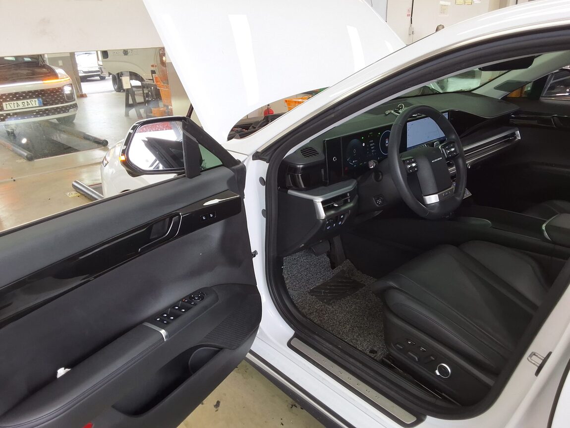 HYUNDAI THE ALL NEW GRANDEUR HYBRID 1.6 HYBRID EXCLUSIVE 2023 - zdjęcie 11