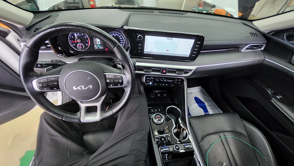 KIA NEW K5 (DL3) 2.0 GASOLINE PRESTIGE 2022 - zdjęcie 11