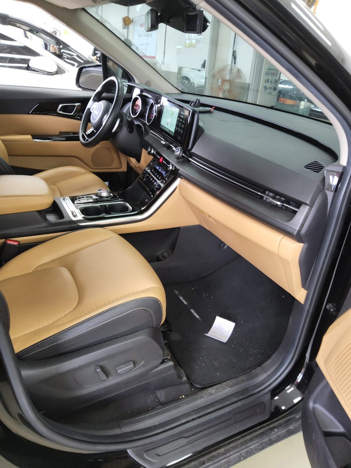 KIA NEW CARNIVAL (KA4) 7-SEATER GASOLINE NOBLESSE 2022 - zdjęcie 14