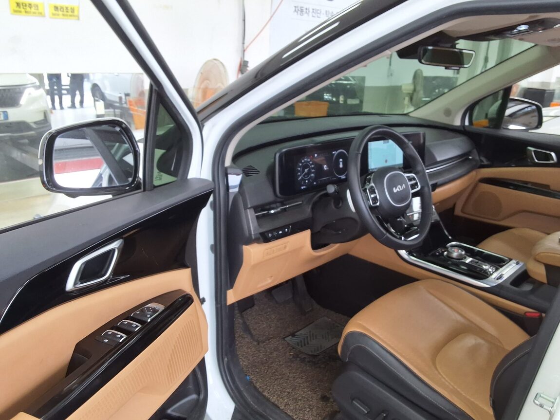 KIA NEW CARNIVAL (KA4) 7-SEATER DIESEL NOBLESSE OUTDOOR 2023 - zdjęcie 11