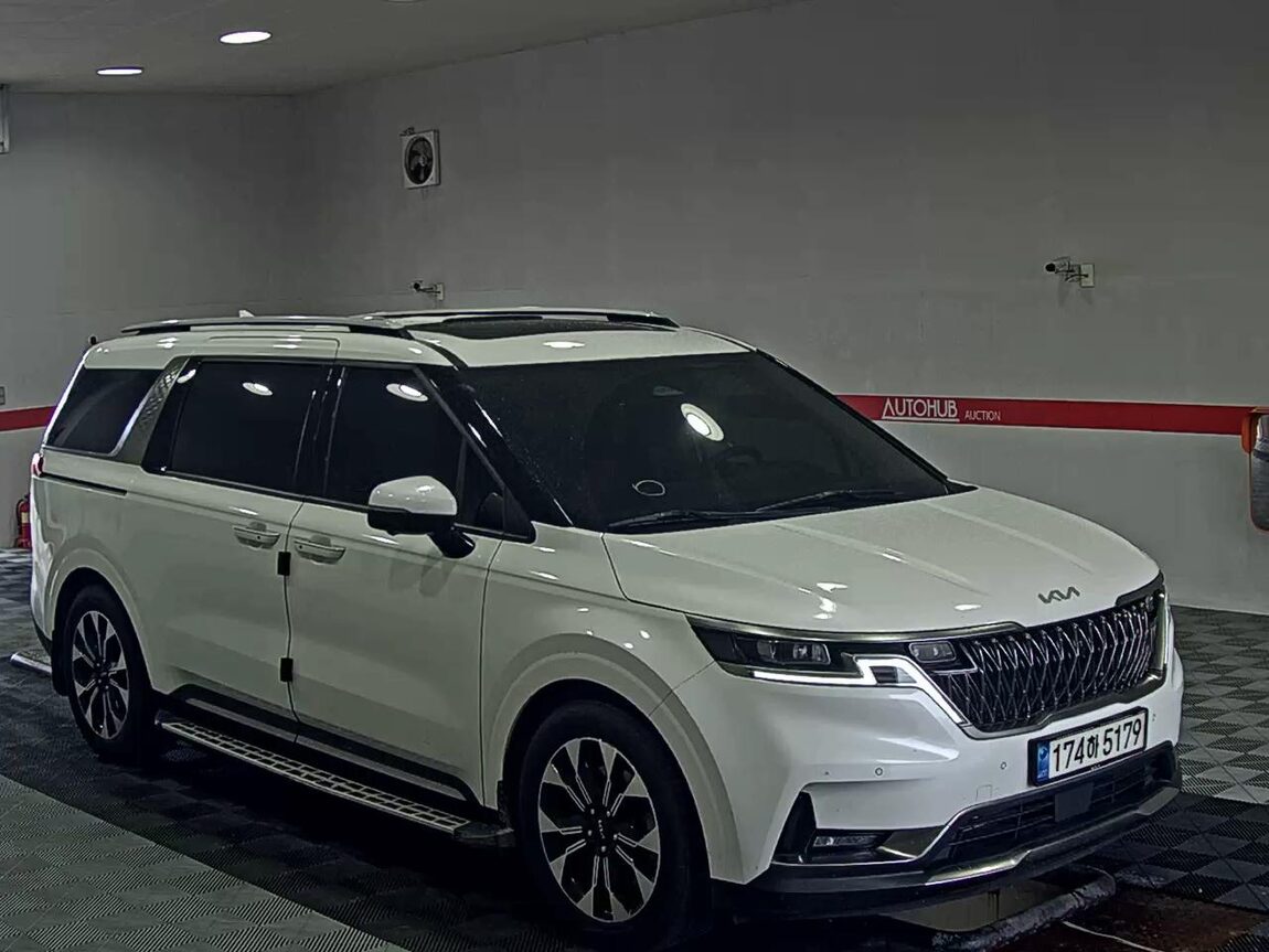 KIA NEW CARNIVAL (KA4) 7-SEATER DIESEL NOBLESSE OUTDOOR 2023 - zdjęcie 3