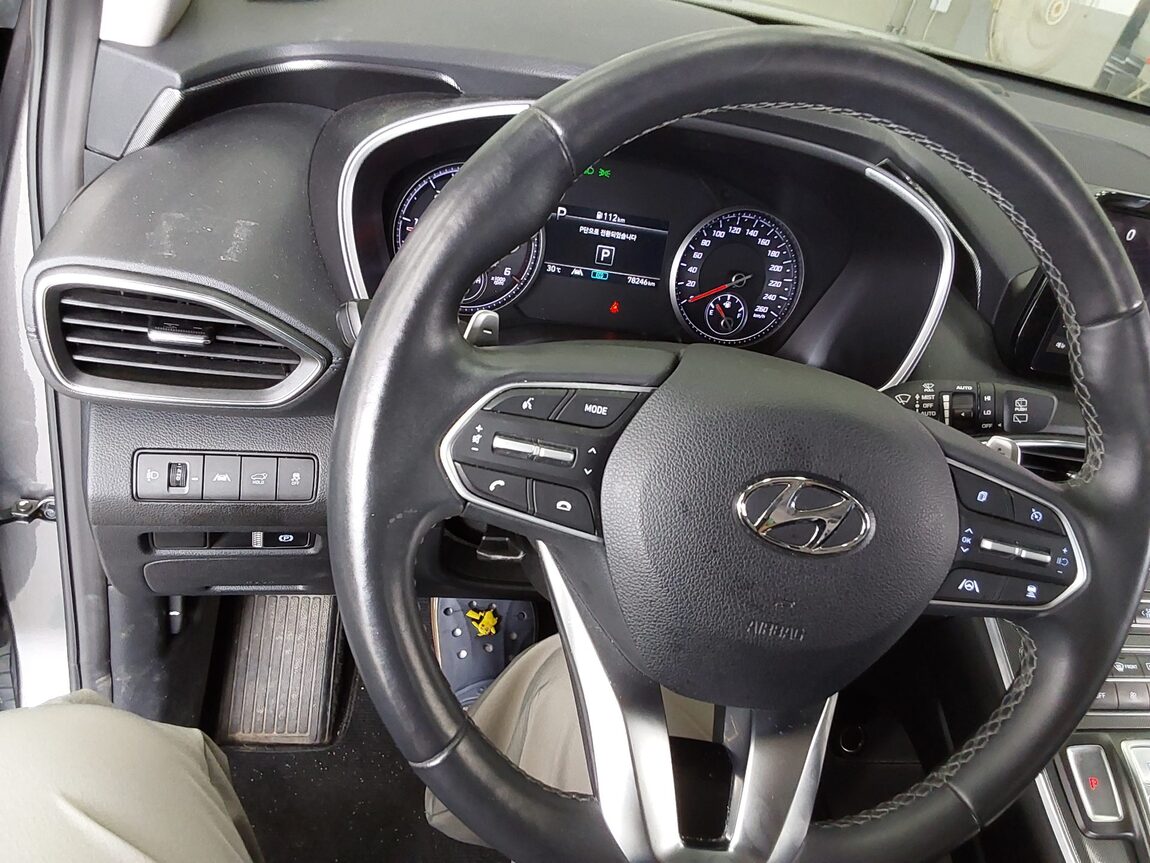 HYUNDAI THE NEW SANTA FE DIESEL 2.2 AWD EXCLUSIVE 2023 - zdjęcie 18