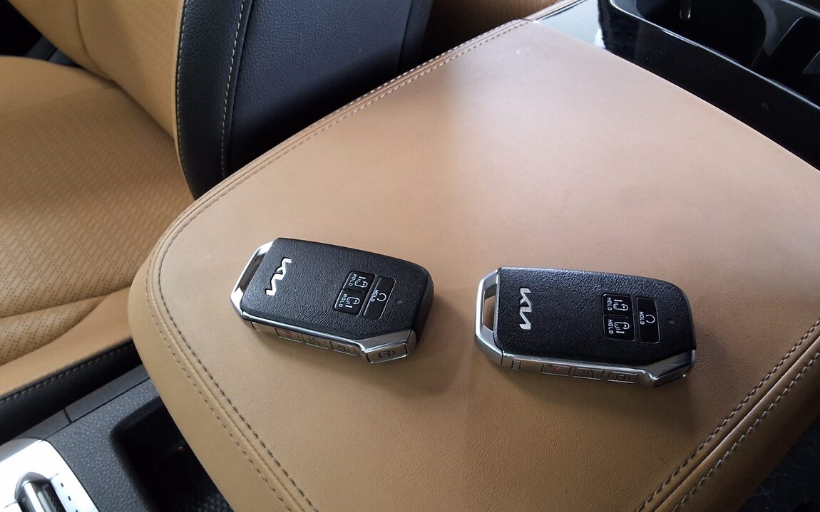 KIA NEW CARNIVAL (KA4) 9-SEATER DIESEL SIGNATURE 2023 - zdjęcie 20