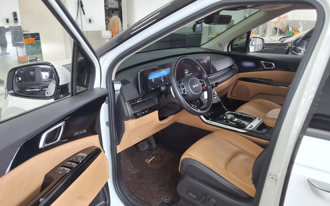 KIA NEW CARNIVAL (KA4) 9-SEATER DIESEL SIGNATURE 2023 - zdjęcie 10
