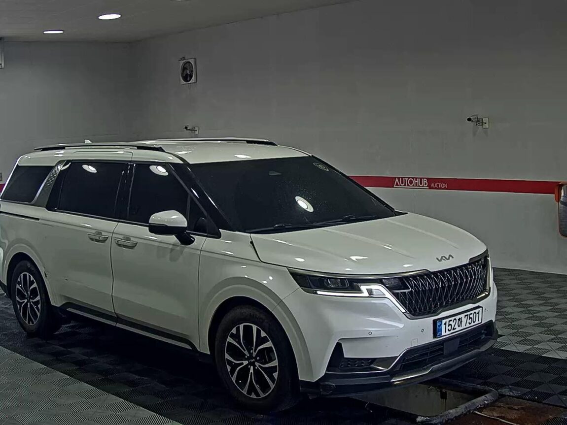 KIA NEW CARNIVAL (KA4) 9-SEATER DIESEL SIGNATURE 2023 - zdjęcie 3