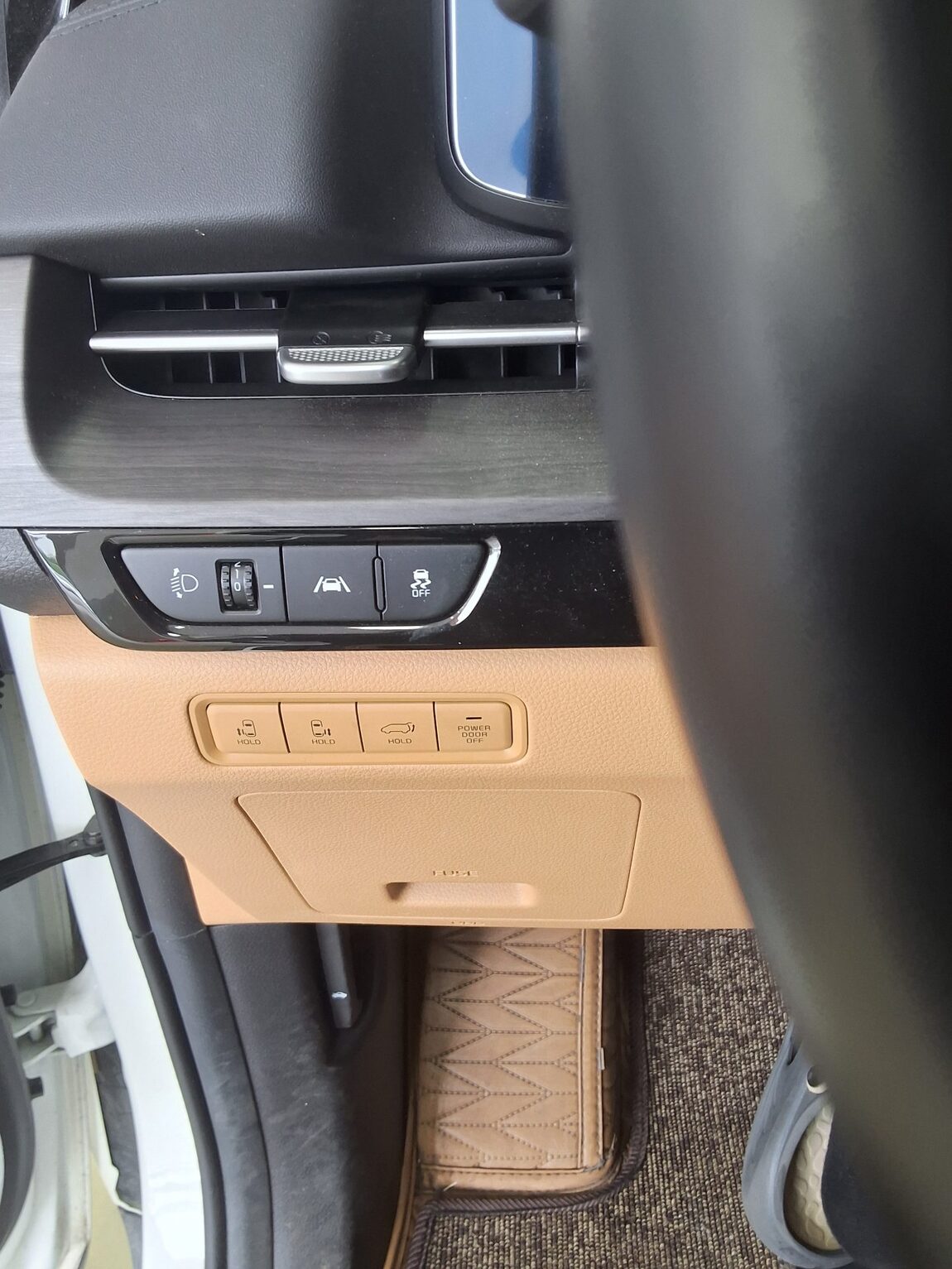 KIA NEW CARNIVAL (KA4) 7-SEATER GASOLINE SIGNATURE 2023 - zdjęcie 20
