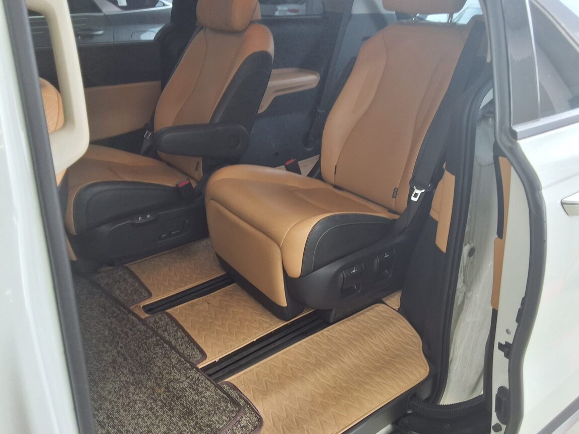 KIA NEW CARNIVAL (KA4) 7-SEATER GASOLINE SIGNATURE 2023 - zdjęcie 12