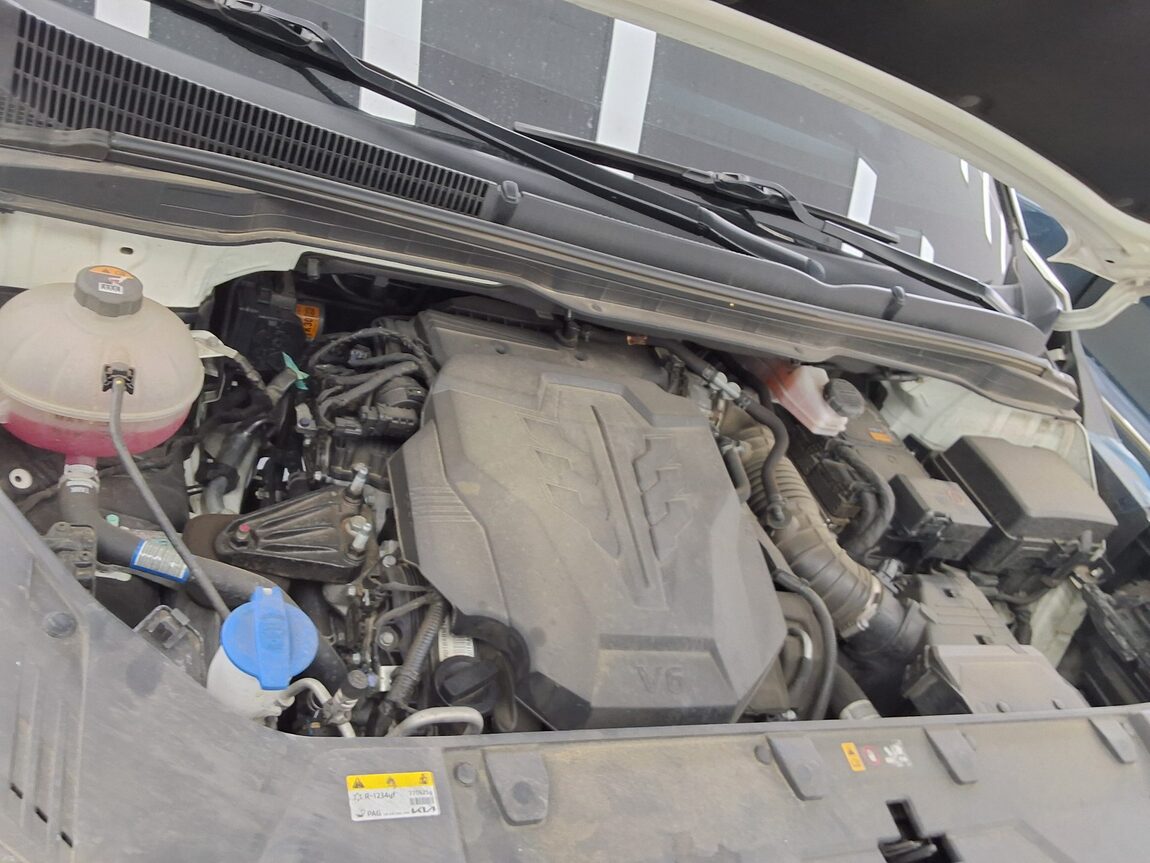 KIA NEW CARNIVAL (KA4) 7-SEATER GASOLINE SIGNATURE 2023 - zdjęcie 21
