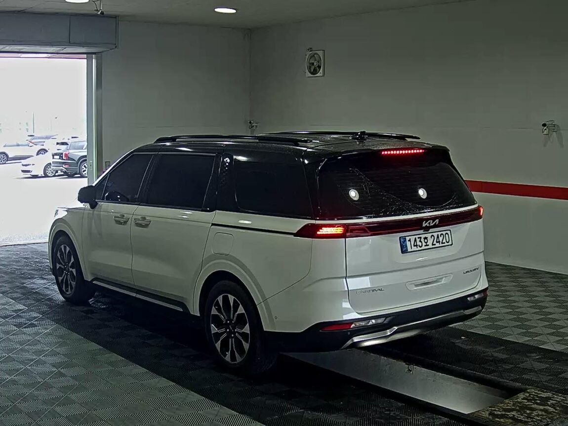 KIA NEW CARNIVAL (KA4) 7-SEATER GASOLINE SIGNATURE 2023 - zdjęcie 6