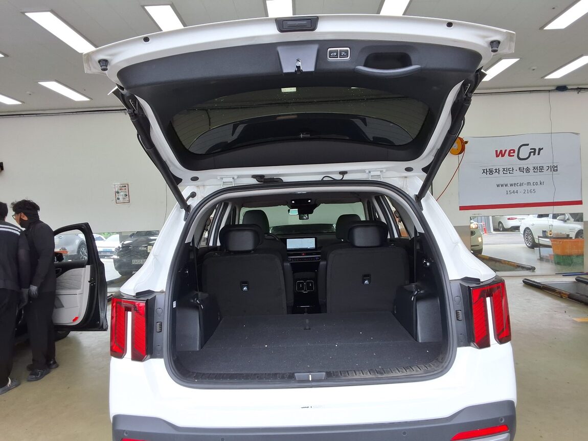 KIA THE NEW SORENTO (MQ4) 2.2 DIESEL 2WD PRESTIGE 2025 - zdjęcie 16