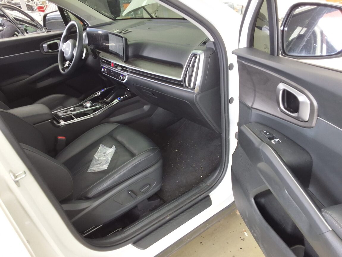KIA THE NEW SORENTO (MQ4) 2.2 DIESEL 2WD PRESTIGE 2025 - zdjęcie 15