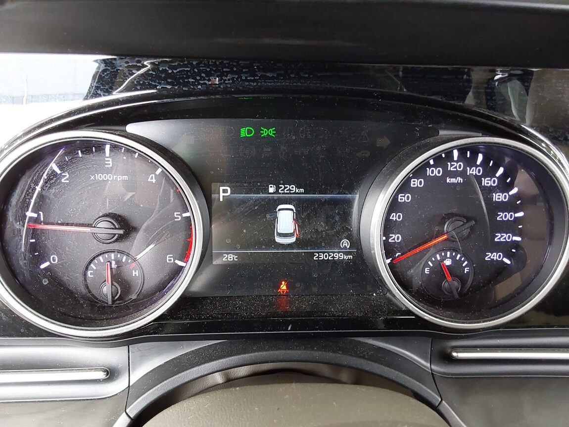 KIA NEW CARNIVAL (KA4) 9-SEATER DIESEL NOBLESSE 2021 - zdjęcie 9