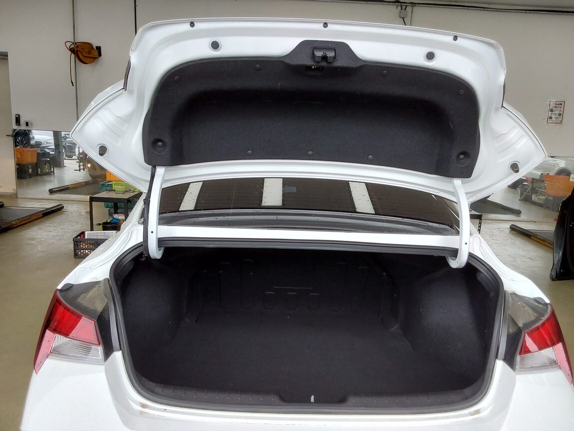 HYUNDAI THE NEW AVANTE (CN7) GASOLINE 1.6 MODERN 2025 - zdjęcie 15