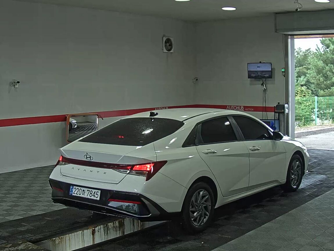 HYUNDAI THE NEW AVANTE (CN7) GASOLINE 1.6 MODERN 2025 - zdjęcie 5