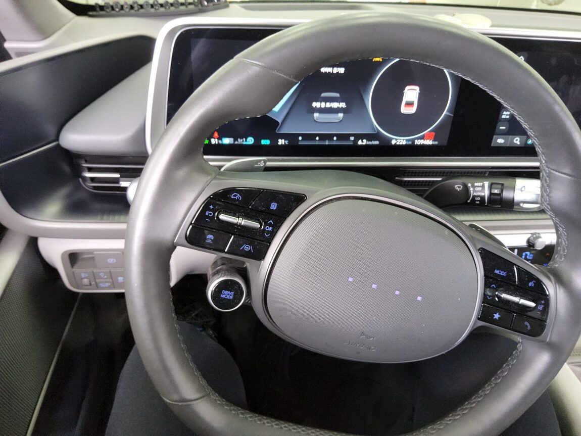 HYUNDAI IONIQ 6 LONG RANGE 2WD EXCLUSIVE PLUS 2023 - zdjęcie 17