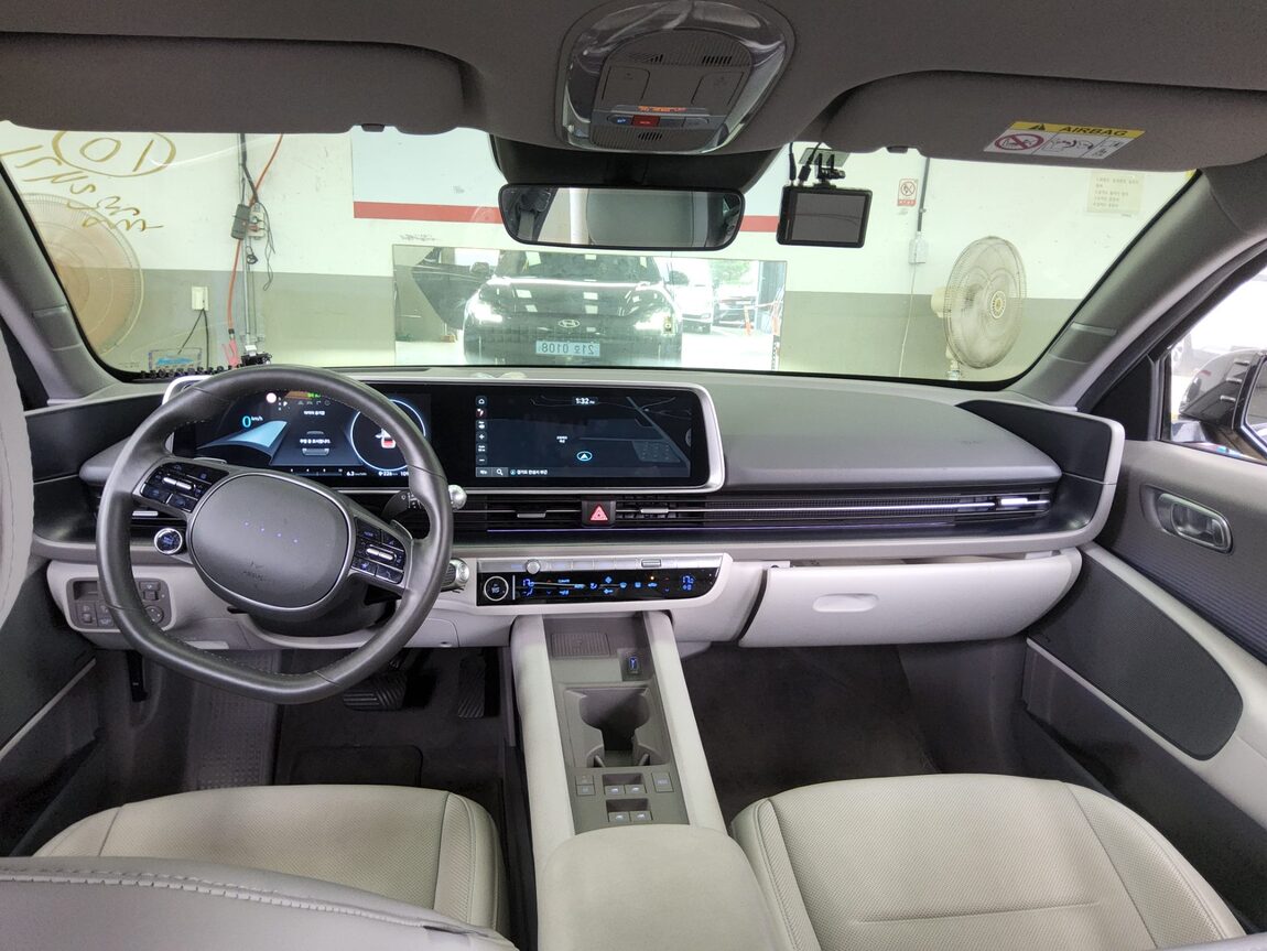 HYUNDAI IONIQ 6 LONG RANGE 2WD EXCLUSIVE PLUS 2023 - zdjęcie 11