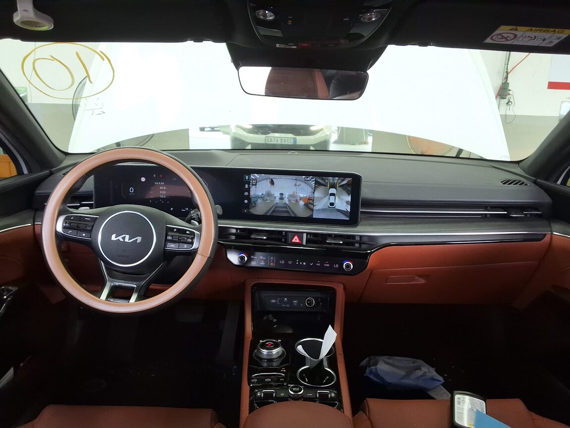 KIA THE NEW K5 HYBRID (DL3) 2.0 HEV NOBLESSE 2024 - zdjęcie 12