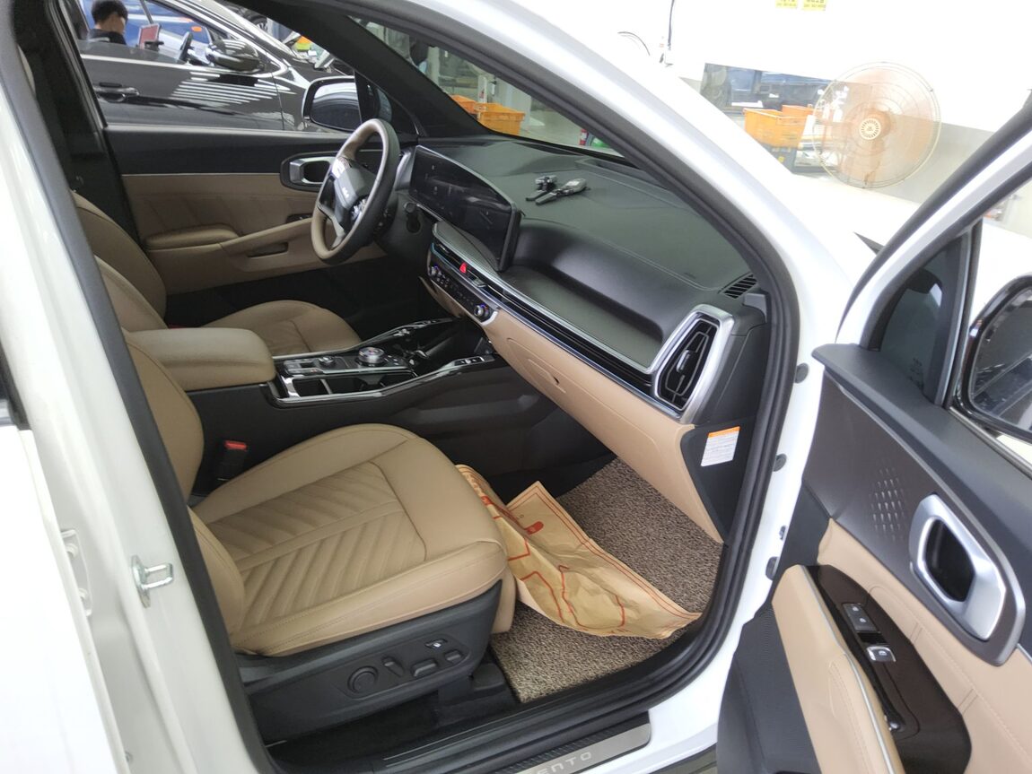 KIA THE NEW SORENTO HYBRID (MQ4) 1.6 HEV 2WD SIGNATURE 2026 - zdjęcie 14