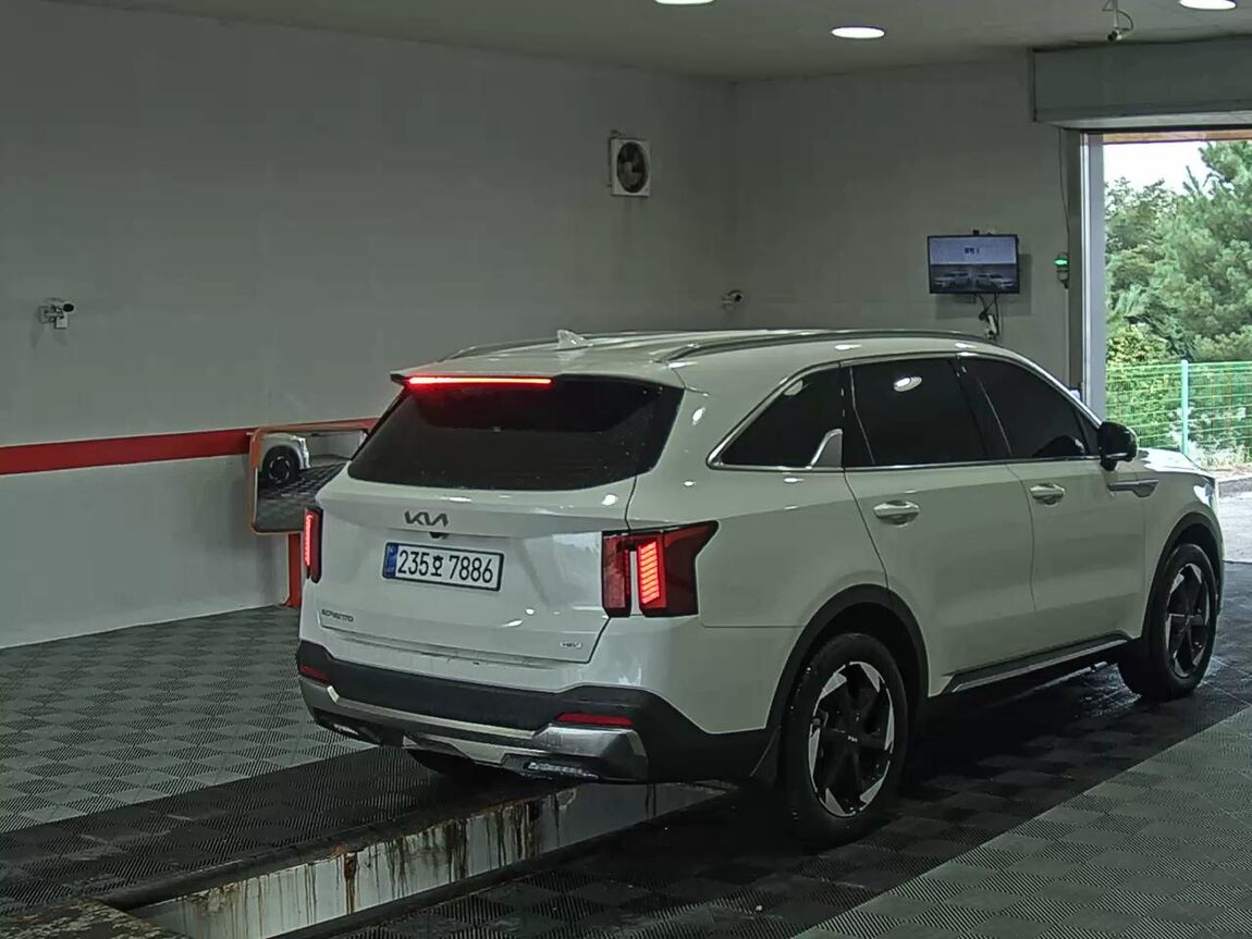 KIA THE NEW SORENTO HYBRID (MQ4) 1.6 HEV 2WD SIGNATURE 2026 - zdjęcie 5