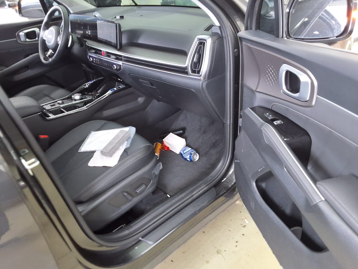 KIA THE NEW SORENTO (MQ4) 2.2 DIESEL 2WD NOBLESSE 2025 - zdjęcie 15