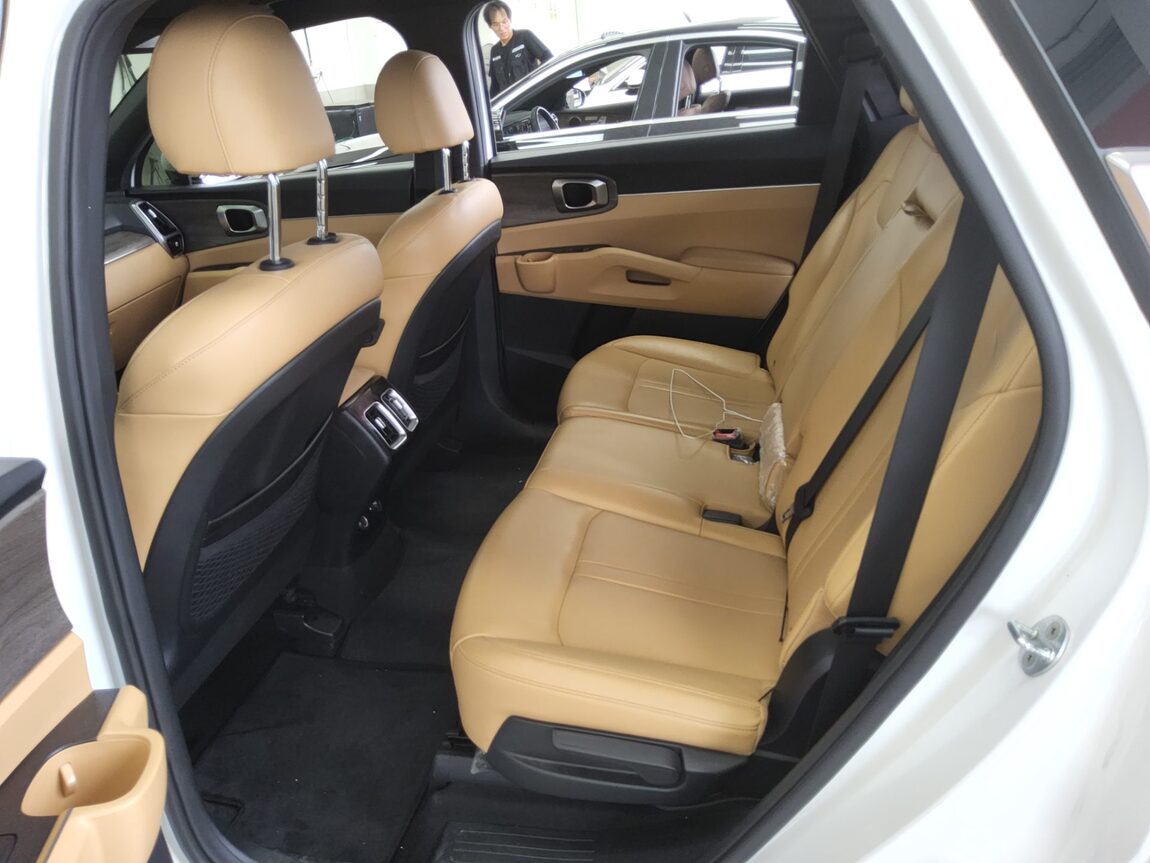 KIA NEW SORENTO (MQ4) 2.2 DIESEL 2WD PRESTIGE 2021 - zdjęcie 12