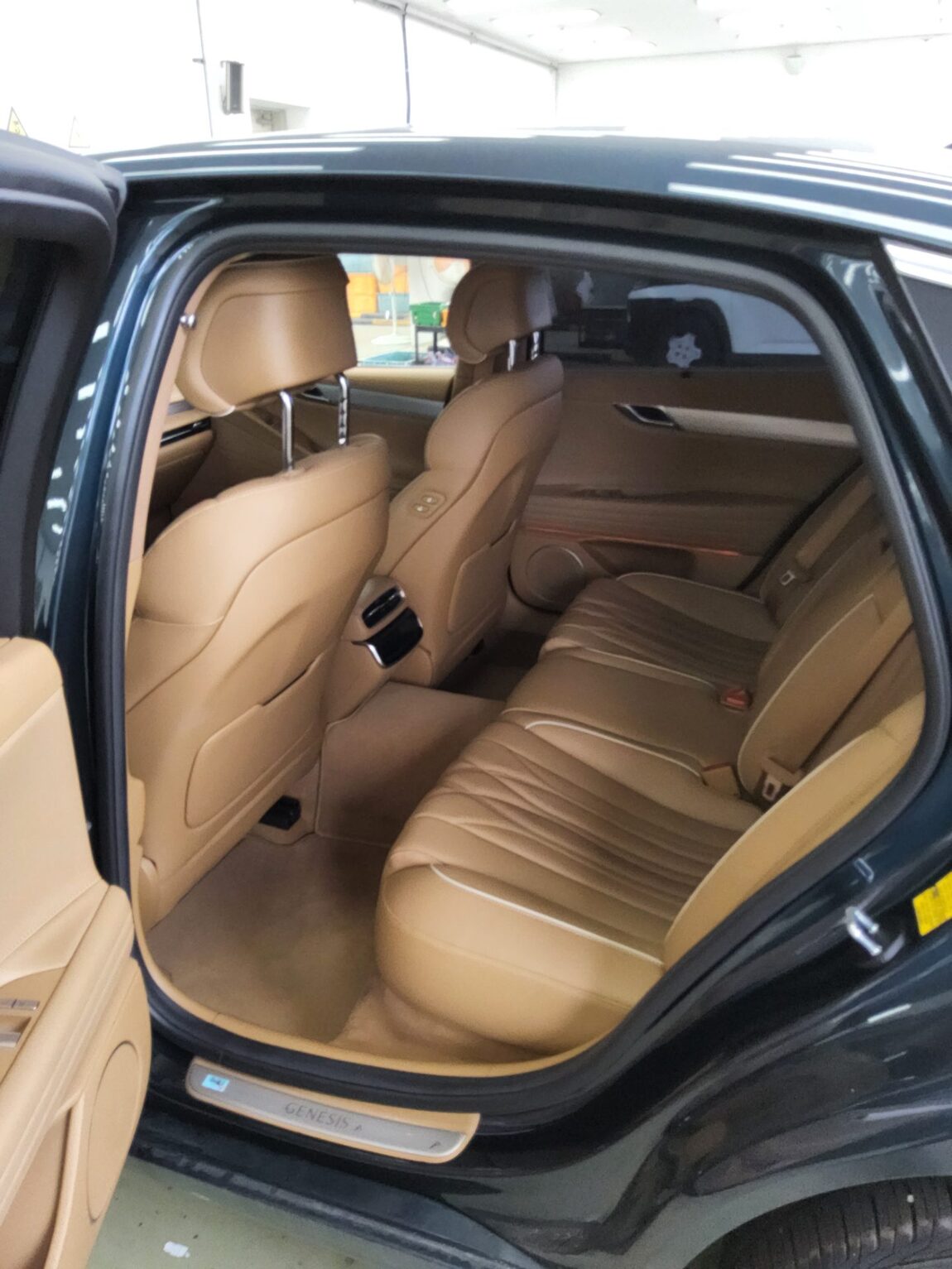 GENESIS NEW G80 GASOLINE 3.5 AWD BASE MODEL 2026 - zdjęcie 12