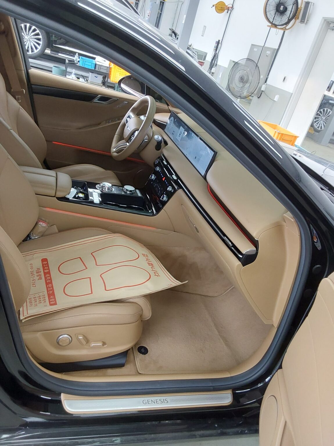 GENESIS NEW G80 GASOLINE 2.5 AWD BASE MODEL 2025 - zdjęcie 14