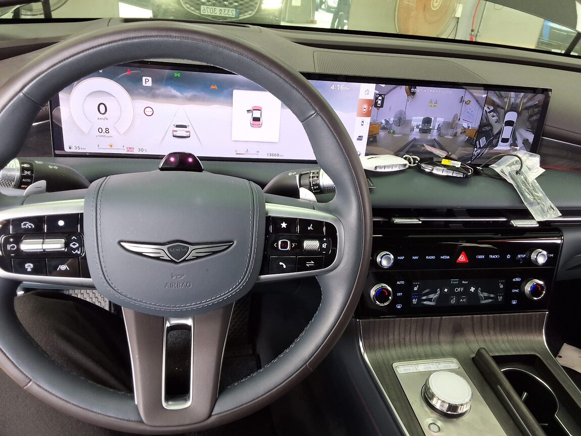 GENESIS NEW G80 GASOLINE 2.5 AWD BASE MODEL 2025 - zdjęcie 20