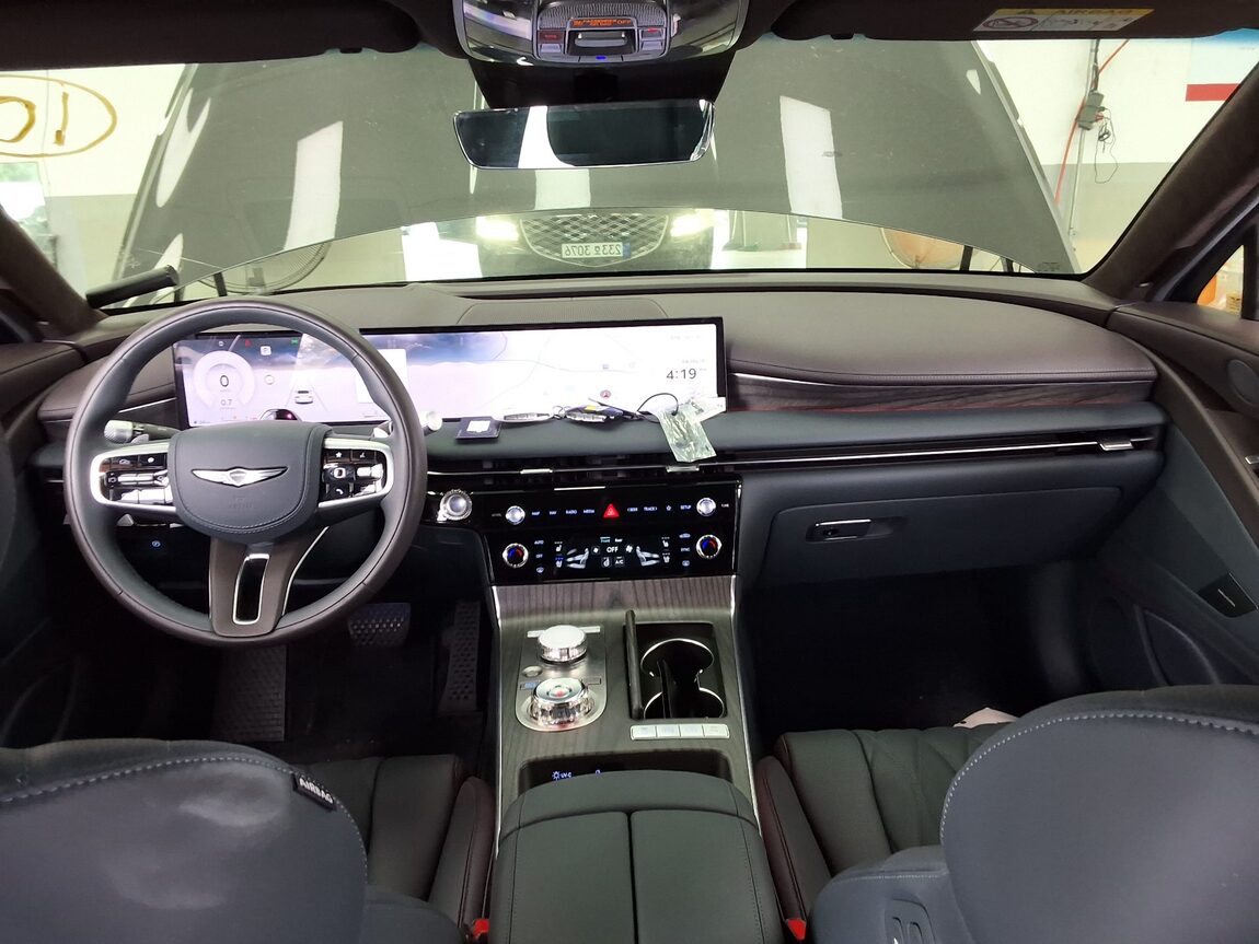 GENESIS NEW G80 GASOLINE 2.5 AWD BASE MODEL 2025 - zdjęcie 12