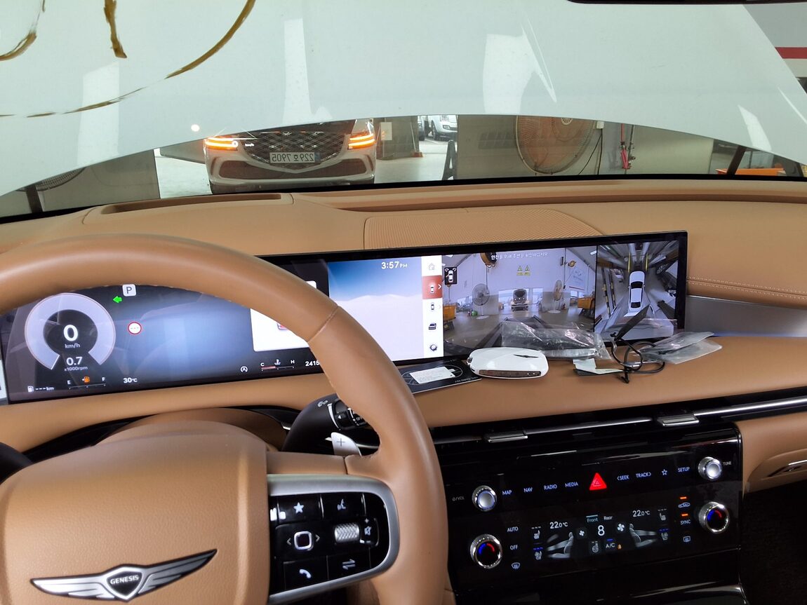 GENESIS NEW G80 GASOLINE 2.5 AWD BASE MODEL 2025 - zdjęcie 20