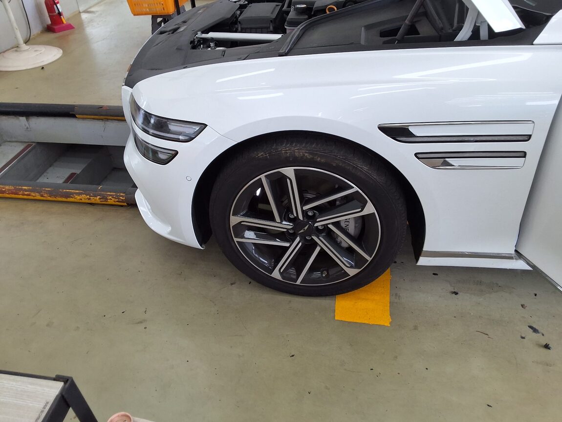 GENESIS NEW G80 GASOLINE 2.5 AWD BASE MODEL 2025 - zdjęcie 23