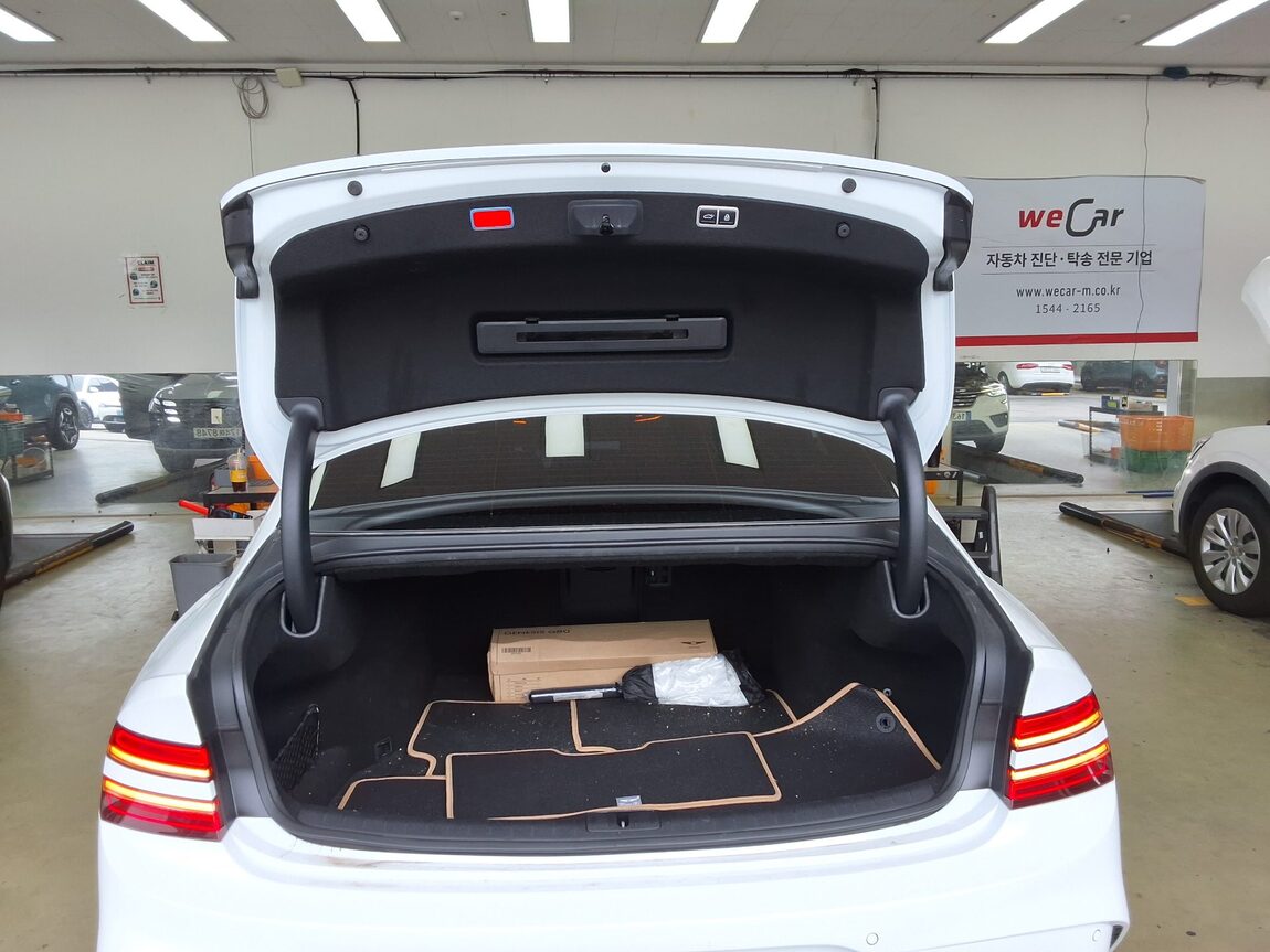 GENESIS NEW G80 GASOLINE 2.5 AWD BASE MODEL 2025 - zdjęcie 16