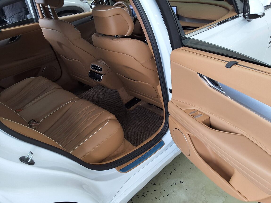 GENESIS NEW G80 GASOLINE 2.5 AWD BASE MODEL 2025 - zdjęcie 14